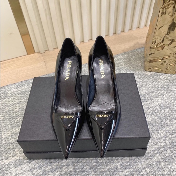 Prada Women\'s Glossy Black Heels main image 3